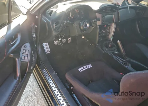 2015 Subaru Brz 2.0 Limited z USA, uszkodzony, nr VIN JF1ZCAC1XF9603962